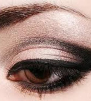 Как сделать вечерний макияж. Пошагово