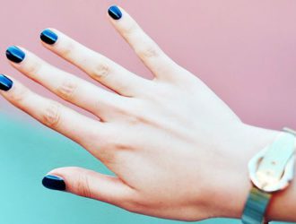Зимний маникюр 2020 года: что модно в этом сезоне (фото)