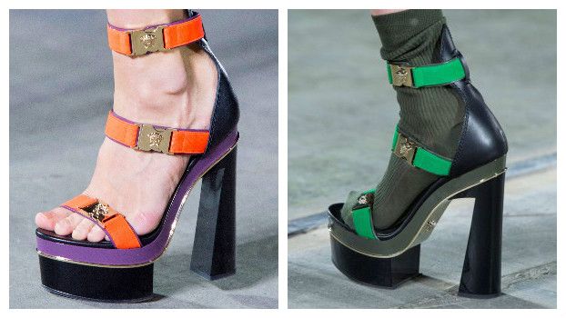 Модные босоножки: новинки, Versace, фото