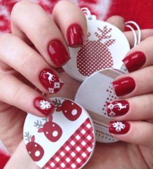 Новогодний маникюр 2025 гель-лаком: новинки, 150 фото