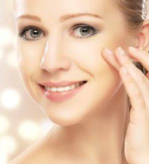 Секреты ухода за кожей вокруг глаз