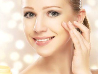 Секреты ухода за кожей вокруг глаз