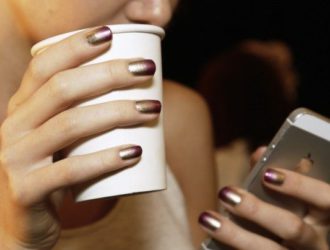 Маникюр 2018 года. 20 модных тенденций и новинки фото