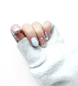 80 фото с белым маникюром: новый дизайн. Обзор белых гель-лаков