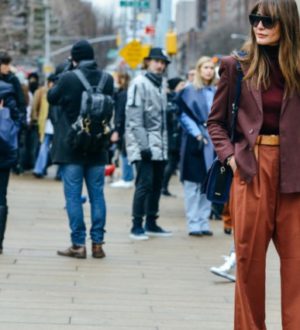 Модные брюки осень-зима 2017–2018: обзор новинок и трендов