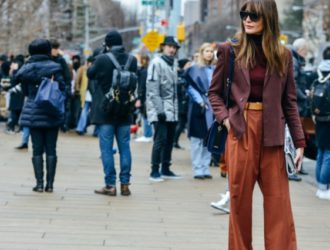 Модные брюки осень-зима 2017–2018: обзор новинок и трендов