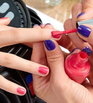 Маникюр шеллак: дизайн в домашних условиях (новинки фото)