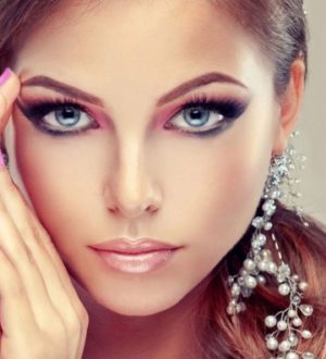 Красивый макияж на Новый год 2020: пошаговое фото