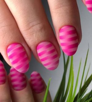 Яркий маникюр: фото красивых ногтей