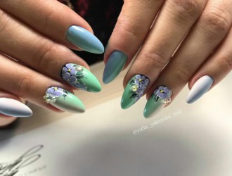 Маникюр март 2018: идеи и новинки