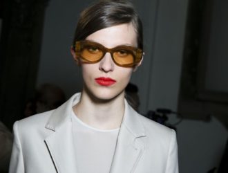 Модные солнцезащитные очки и оправы 2018 года