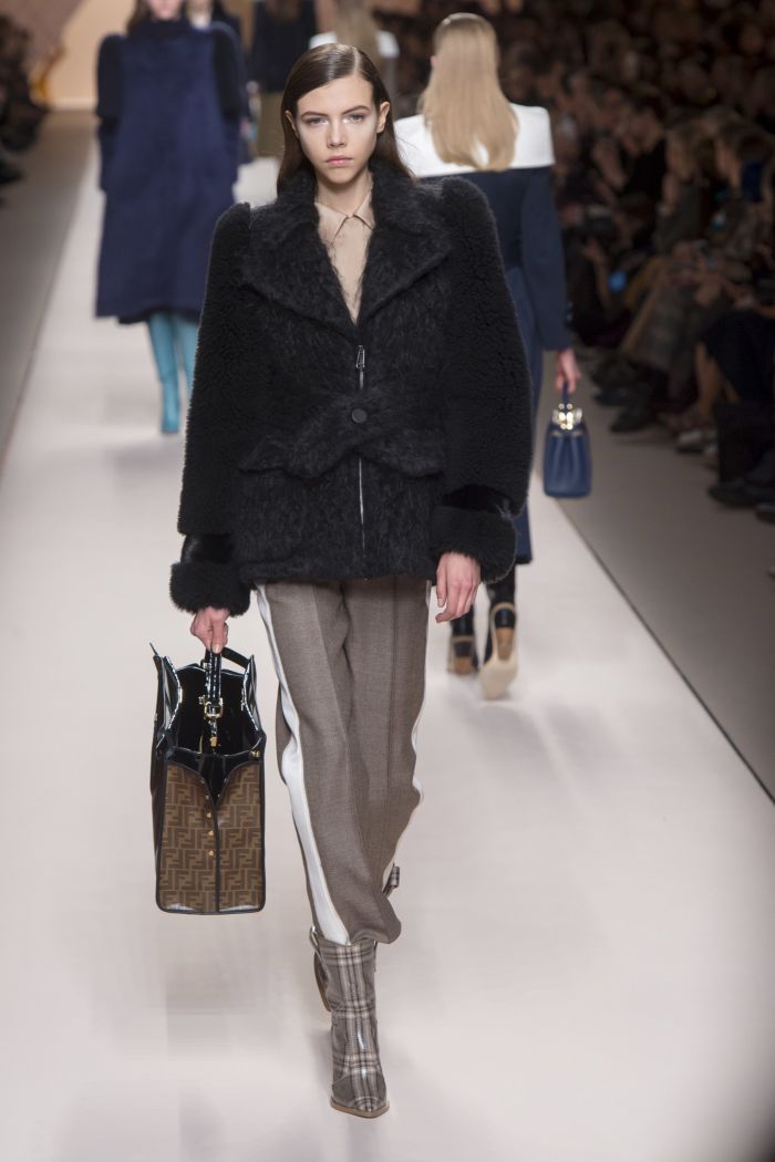 Модные женские брюки Fendi