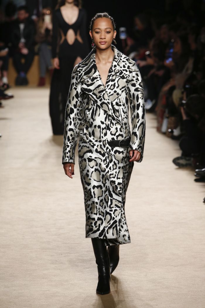 Модное пальто Roberto Cavalli