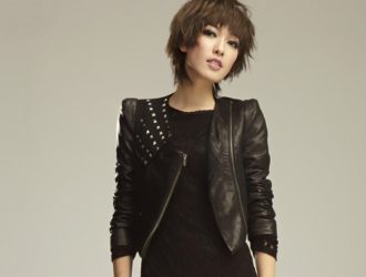 С чем носить кожаную куртку — косуху в сезоне