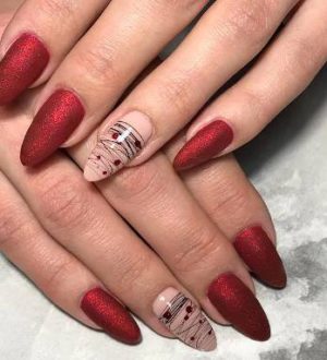 Красный маникюр 2020 — модные тенденции в дизайне