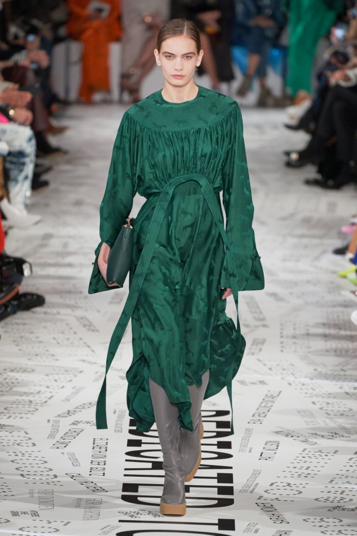Модное изумрудное платье Stella McCartney