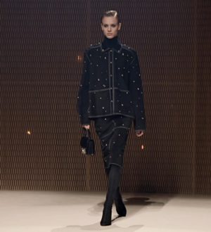 С чем носить модную черную юбку. Обзор трендов