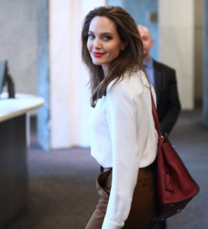 Правила стиля Анджелины Джоли. Разбираем образы