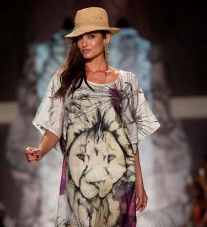 Обзор на модные пляжные платья