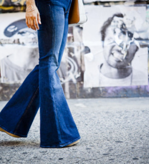 А Вы знаете, с чем носить джинсы клёш в этом сезоне?