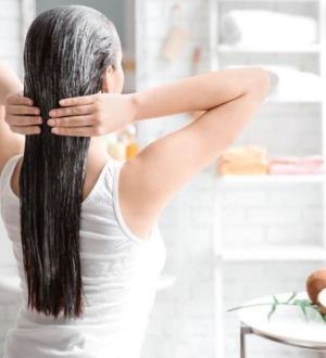 5 восхитительных масок для сухих волос в домашних условиях