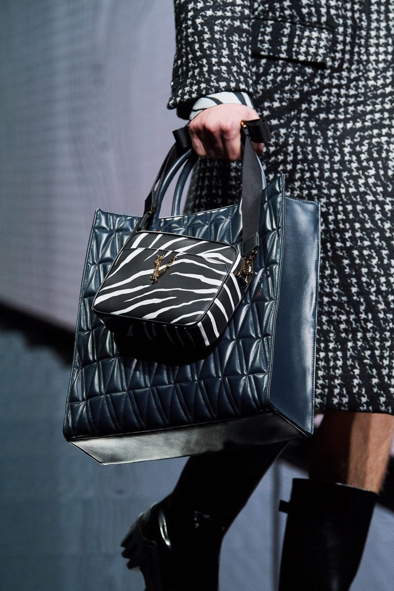 Модные сумки осень-зима 2020-2021 из коллекции Versace