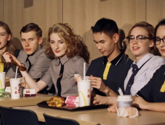 Дом моды Victoriya Andreyanova создал новую форменную одежду для сотрудников McDonald’s