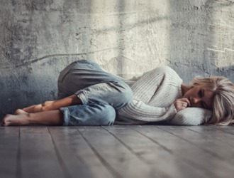 Как снизить постоянную тревожность: причины и варианты решения