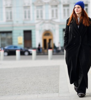 С чем носить черное пальто: 4 модных осенних образа