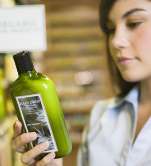 ТОП-10 лучших шампуней для волос: рейтинг масс-маркета и аптек