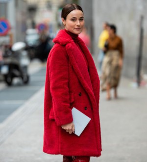 С чем носить искусственную шубу зимой 2021: советы стилиста