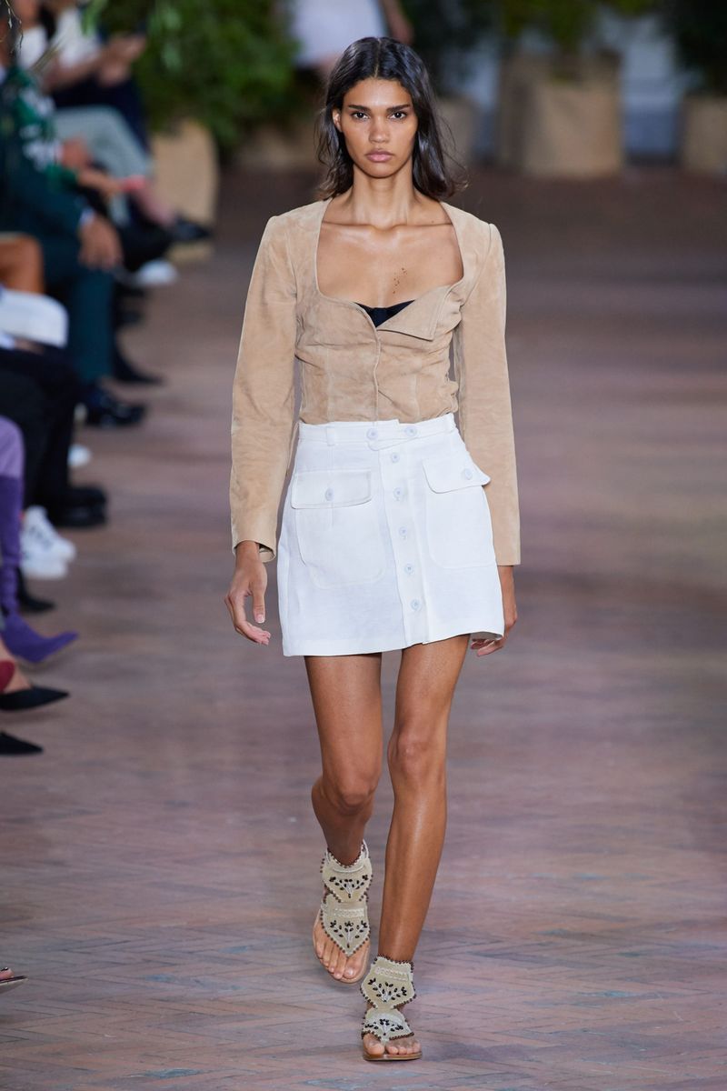 Модная юбка весна-лето 2021 из коллекции Alberta Ferretti