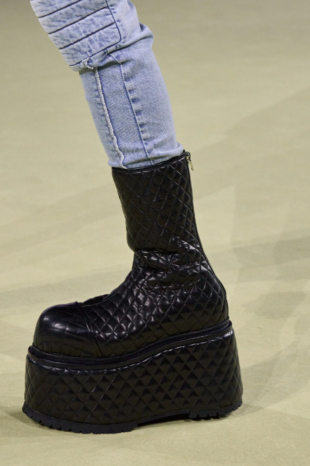 Модная женская обувь зима 2022-2023 из коллекции Balmain
