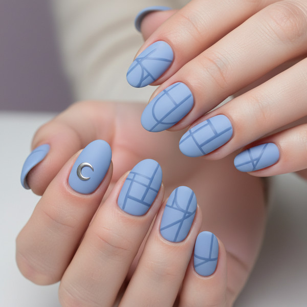 Матовый пастельный маникюр на овале